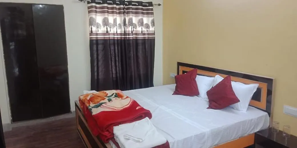 Varanasi Paradise Hotel